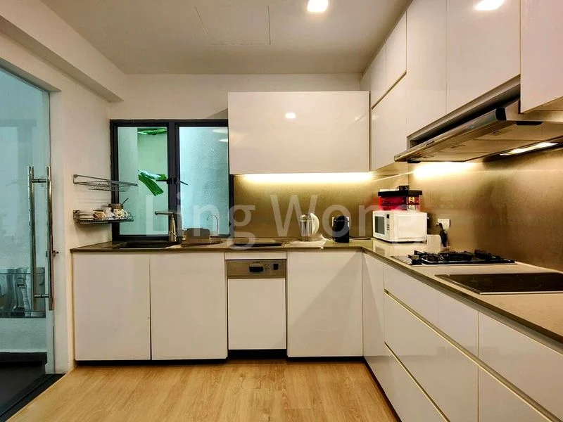 3 Bed Condo for Sale in  Dormer Park - Image 2