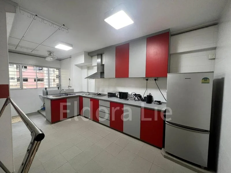 3 Room (3STD) HDB for Rent in  847 Tampines Street 83 - Image 2