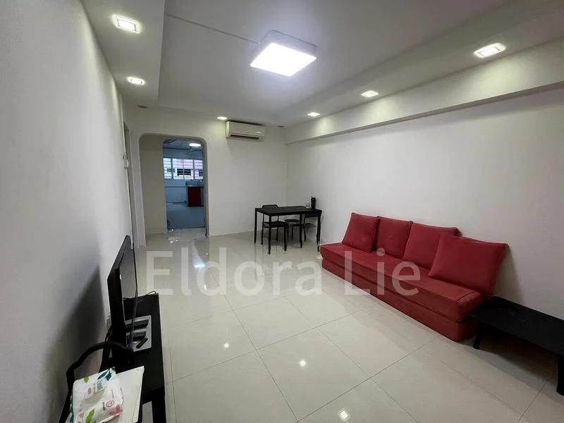 3 Room (3STD) HDB for Rent in  847 Tampines Street 83 - Image 1