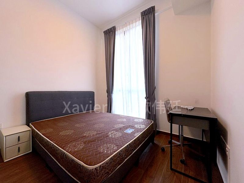 2 Bed Condo for Rent in  Holland Grove Road - Image 3