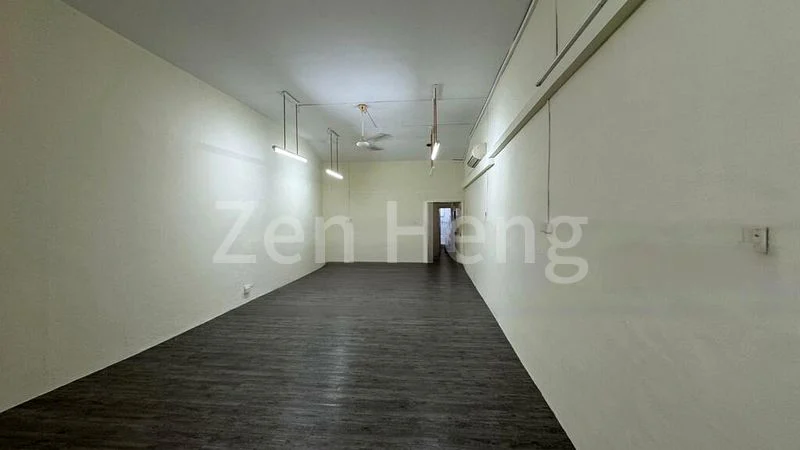 Office for Rent: Jalan Besar Shophouse, Move-in Ready with 2 Toilets - Image 5