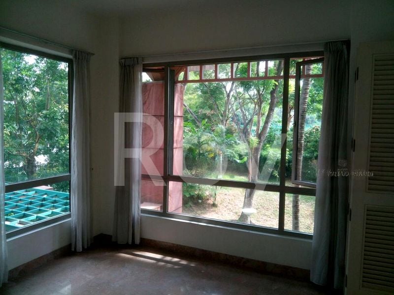 4 Bed Condo for Rent in Maple Woods - Image 1