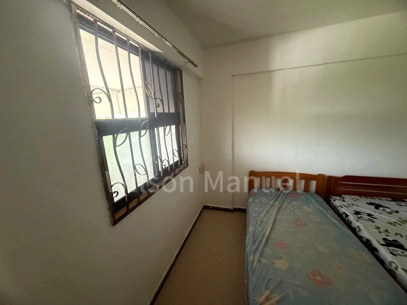 Common Room (HDB) for Rent in  215 Yishun Street 21 - Image 5