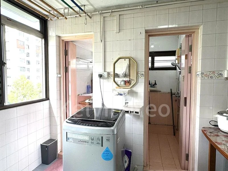 3 Room (3I) HDB for Sale in  9 Haig Road - Image 4