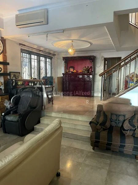 4 Bed Terraced House (Landed) for Sale in  Lorong Ah Soo - Image 5