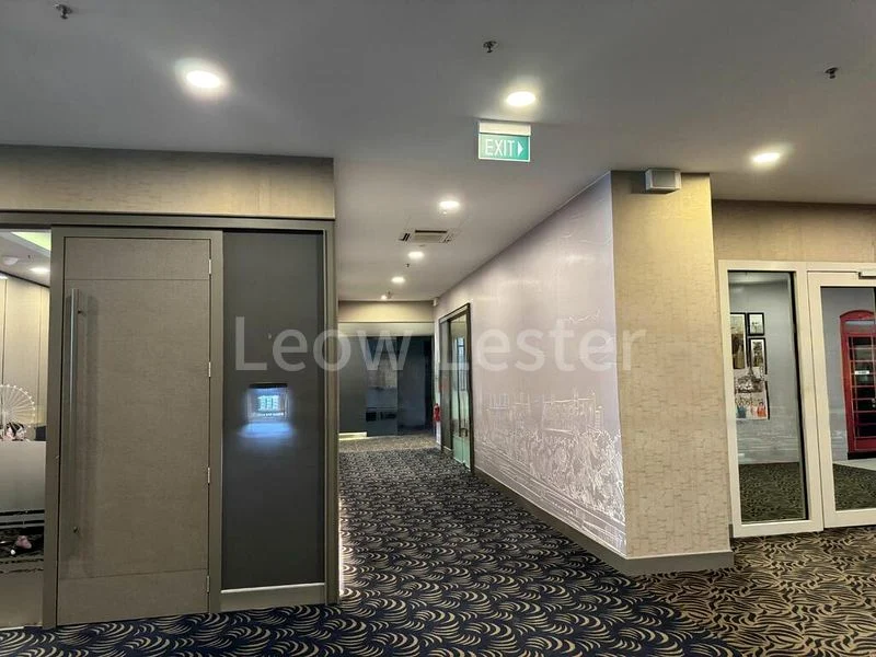 Office for Rent: Fitted office space for takeover near Mapletree Business City. - Image 7