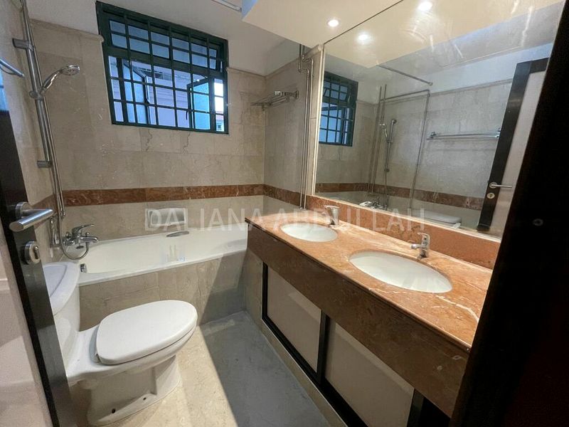 2 Bed Condo for Rent in  Changi Court - Image 11