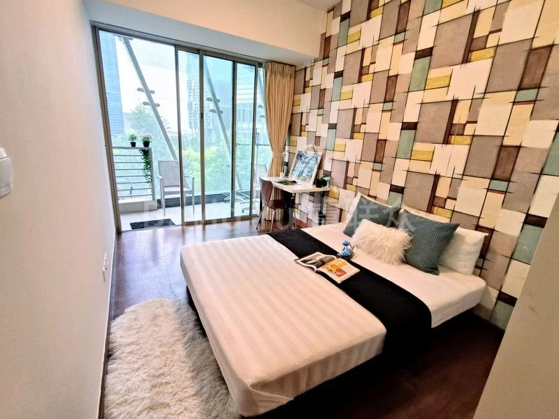 Common Room (Condo) for Rent in  The Sail @ Marina Bay - Image 1