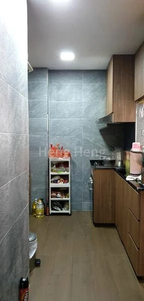 3 Bed Condo for Sale in  Hillview Green - Image 6