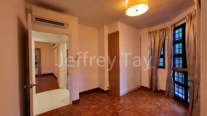 4 Bed Condo for Rent in  Parkway View - Image 11