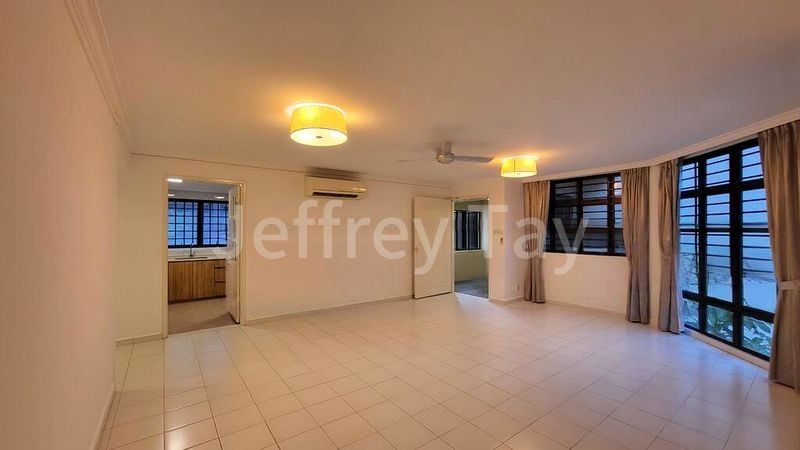 4 Bed Condo for Rent in  Parkway View - Image 15