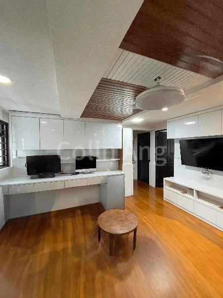 4 Room (4STD) HDB for Sale in  3 Queen's Road - Image 1