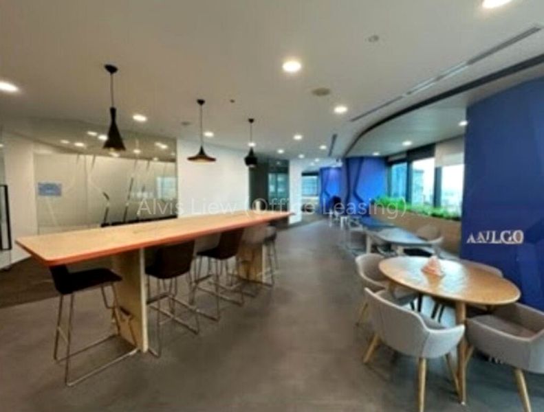 Office for Rent: Robinson 77 - Image 1