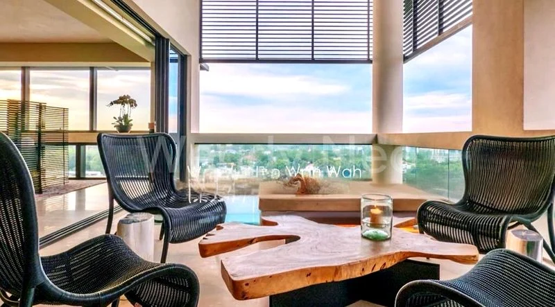 4 Bed Condo for Rent in  Hana - Image 1