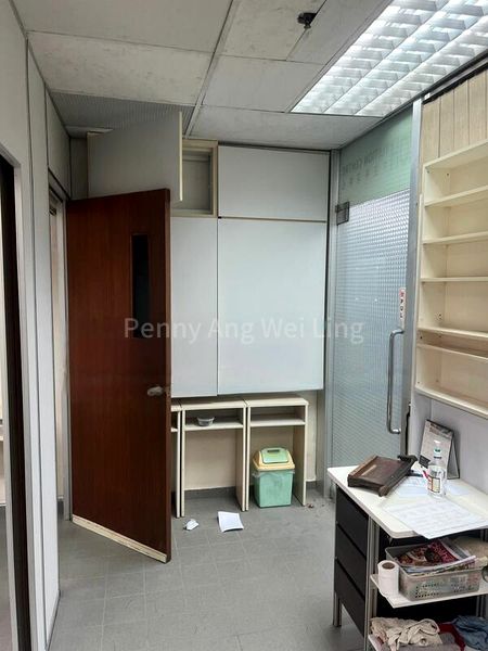 Office for Rent: North Bridge Centre - Image 2