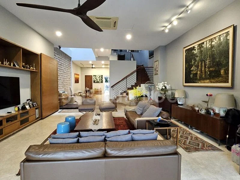 5 Bed Terraced House (Landed) for Sale in  Ping-An Gardens - Image 13