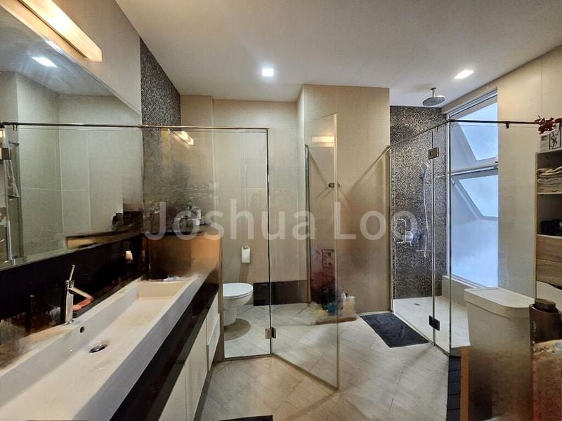 5 Bed Terraced House (Landed) for Sale in  Ping-An Gardens - Image 2