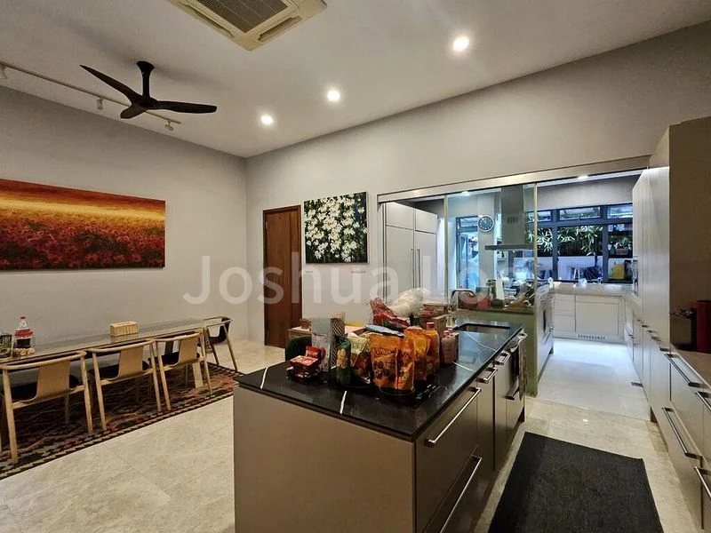 5 Bed Terraced House (Landed) for Sale in  Ping-An Gardens - Image 9