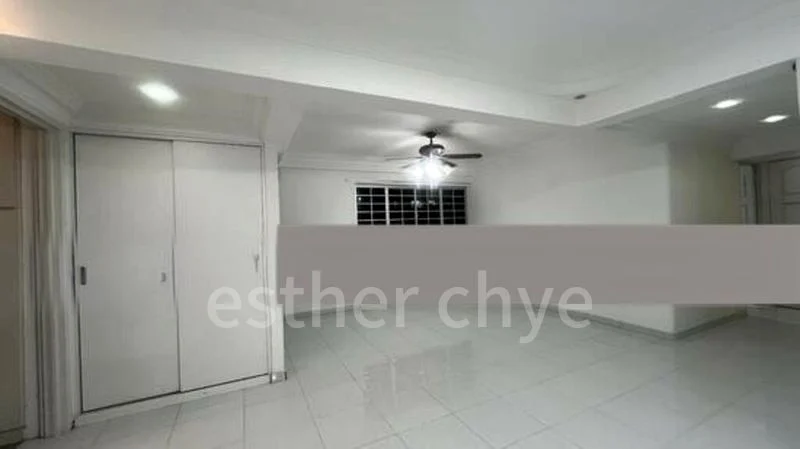 5 Room (5I) HDB for Sale in  229 Tampines Street 23 - Image 9