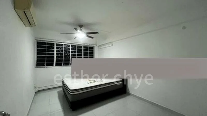 5 Room (5I) HDB for Sale in  229 Tampines Street 23 - Image 10