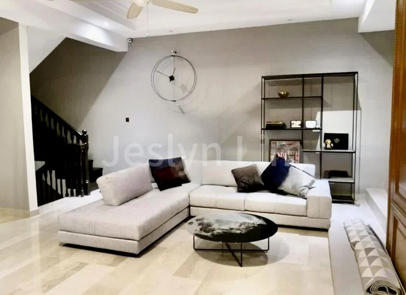 5 Bed Terraced House (Landed) for Rent in La Suisse - Image 4