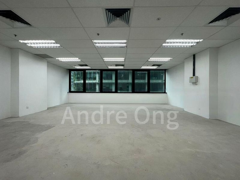 Office for Rent: City House - Image 3