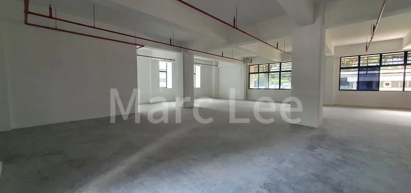 Light Industrial (B1) for Rent: 40-Foot Loading Bay | Industrial Unit in Tiong Bahru - Image 3
