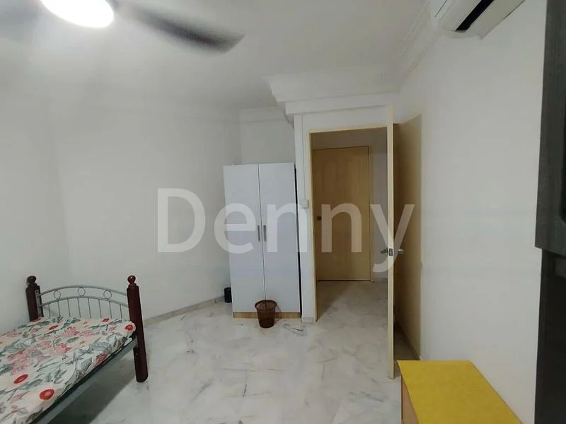 Common Room (HDB) for Rent in  899B Woodlands Drive 50 - Image 2