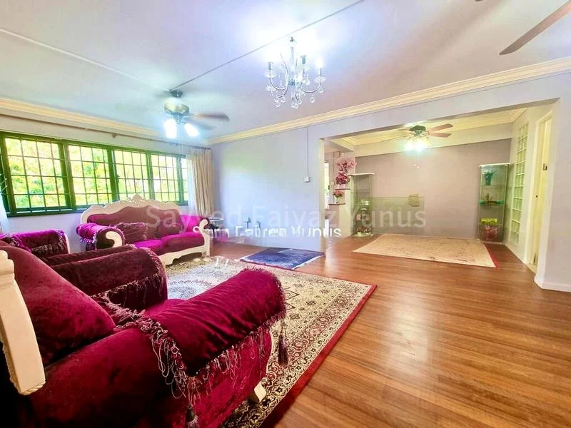 5 Room (5I) HDB for Sale in  856 Tampines Street 82 - Image 1