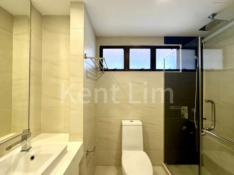 4 Bed Apartment (Condo) for Rent in  Parkway View - Image 5