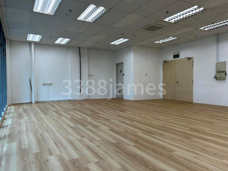 Light Industrial (B1) for Rent: Meissa, 1,200 Sq Ft Industrial Unit on Oldham Street - Image 8