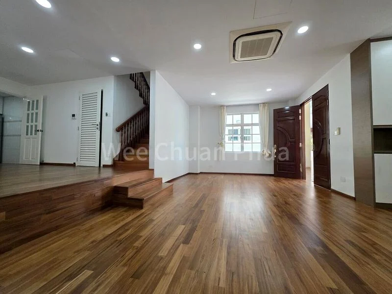 6 Bed Semi-Detached House (Landed) for Rent in  Queen's Road - Image 3