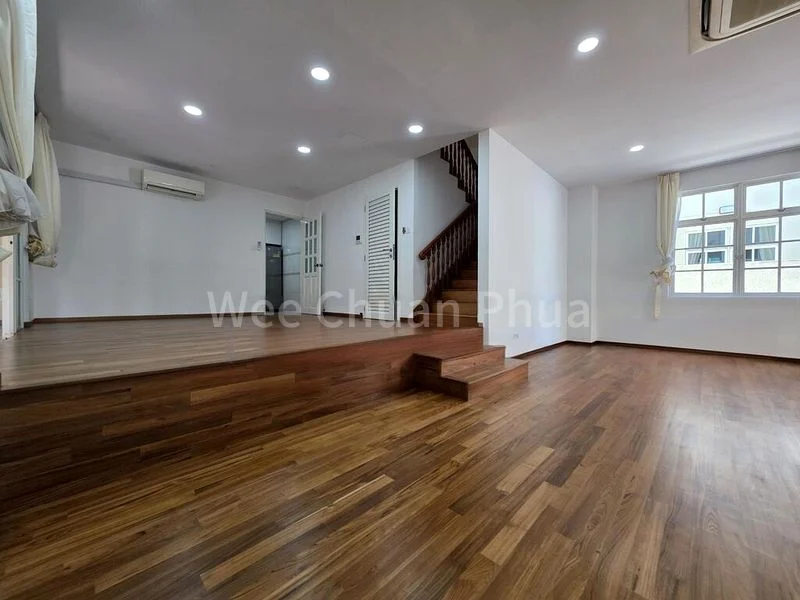 6 Bed Semi-Detached House (Landed) for Rent in  Queen's Road - Image 4