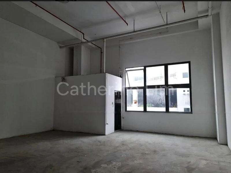 Light Industrial (B1) for Rent: S9, Sheffield — 1,500 sq ft unit on Petre Street. - Image 2