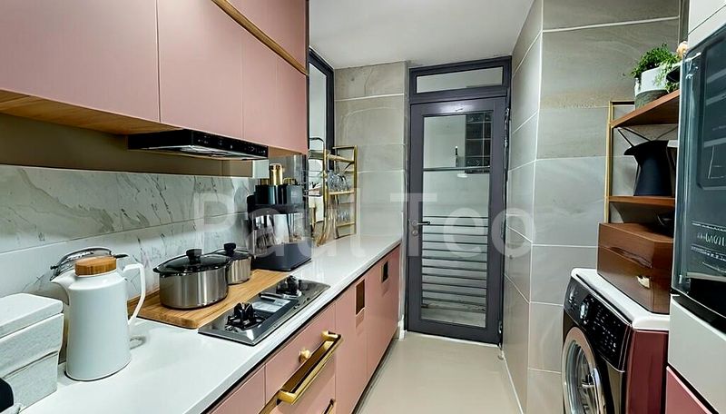 2 Bed Apartment (Condo) for Sale in  The Beverly - Image 4