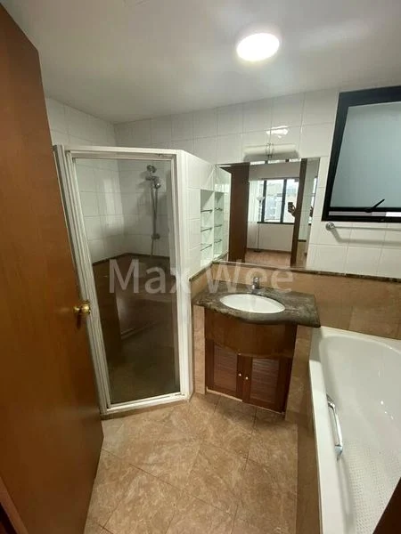 3 Bed Condo for Sale in  Central Grove - Image 5