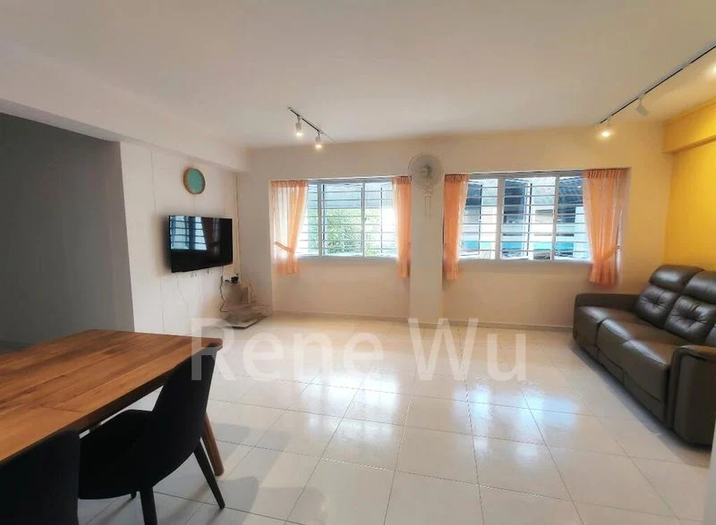 Common Room (HDB) for Rent in  163 Gangsa Road - Image 1