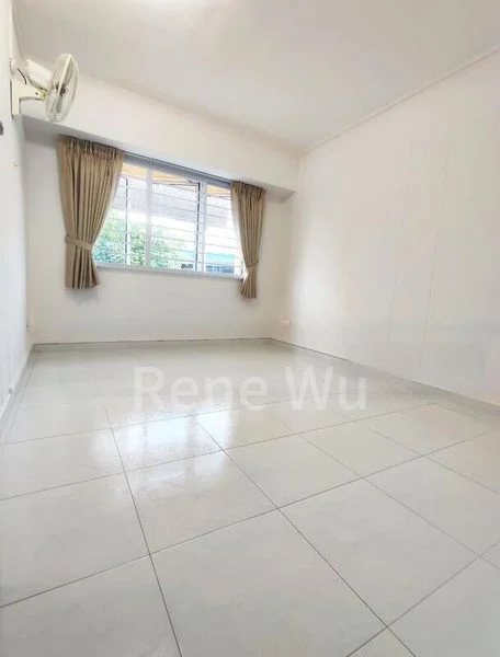 Common Room (HDB) for Rent in  163 Gangsa Road - Image 3