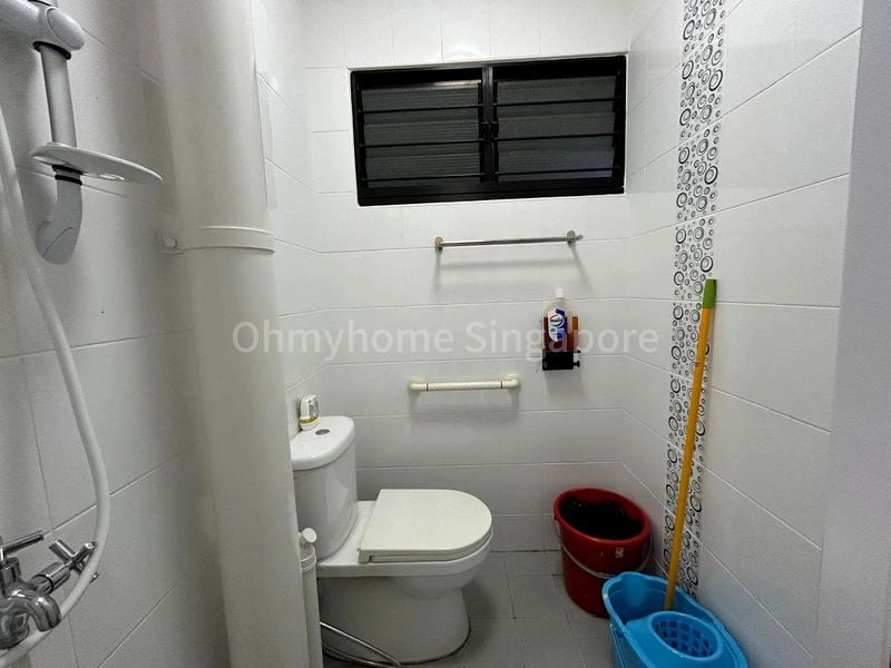 3 Room (3A) HDB for Rent in  180 Ang Mo Kio Avenue 5 - Image 9