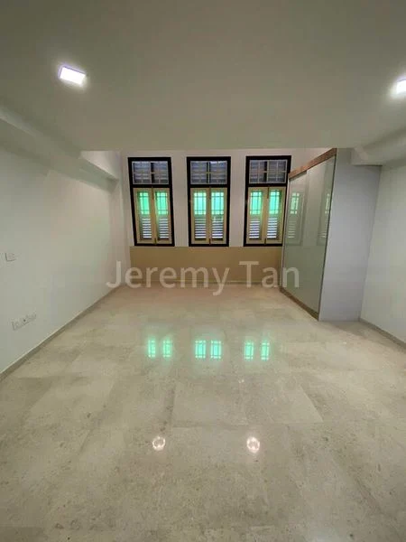 1 Bed Apartment (Condo) for Rent in  The Red House - Image 1