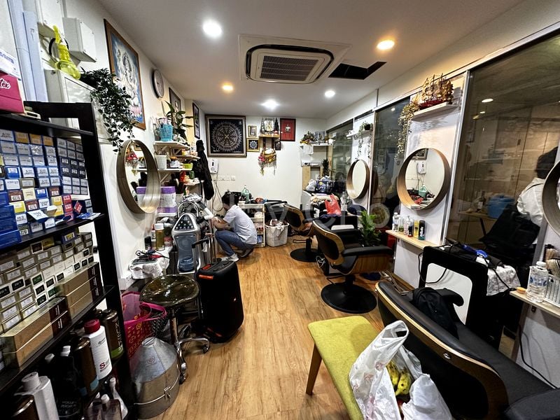 Food & Beverage for Sale: Le Regal - Image 1