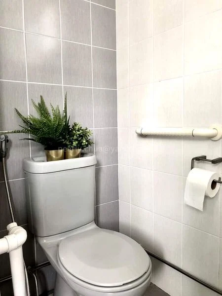 Common Room (HDB) for Rent in  265 Tampines Street 21 - Image 8