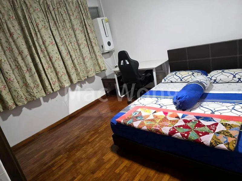 Common Room (HDB) for Rent in  12 North Bridge Road - Image 2