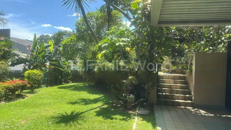 6 Bed Bungalow (Landed) for Sale in Queen Astrid Park - Image 6
