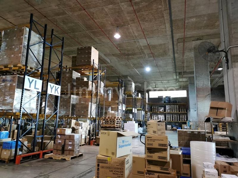 Warehouse for Rent: 9m High Ramp-Up | 10 Dedicated Loading Bays - Image 1