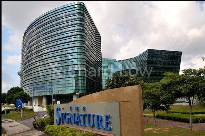 e-Business for Rent in  The Signature - Image 1