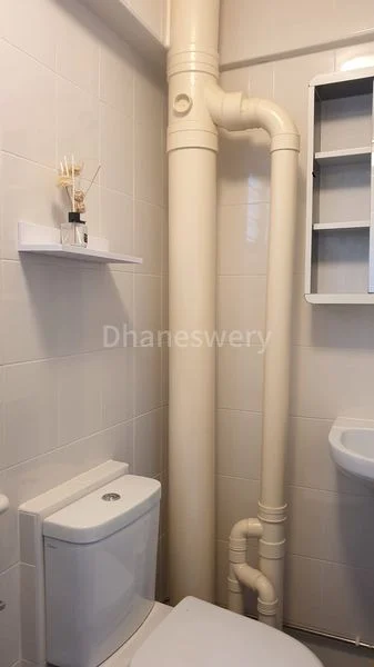 5 Room (5A) HDB for Rent in  238 Yishun Ring Road - Image 4