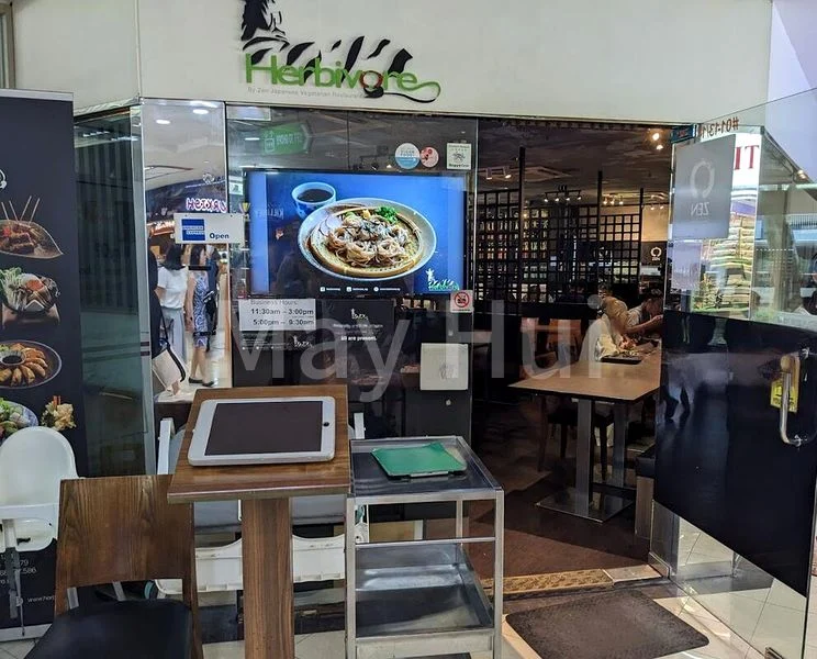 Office for Sale: Fortune Centre - Image 4