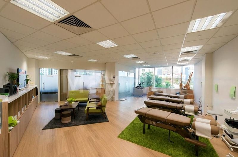 Office for Sale: Fortune Centre - Image 3