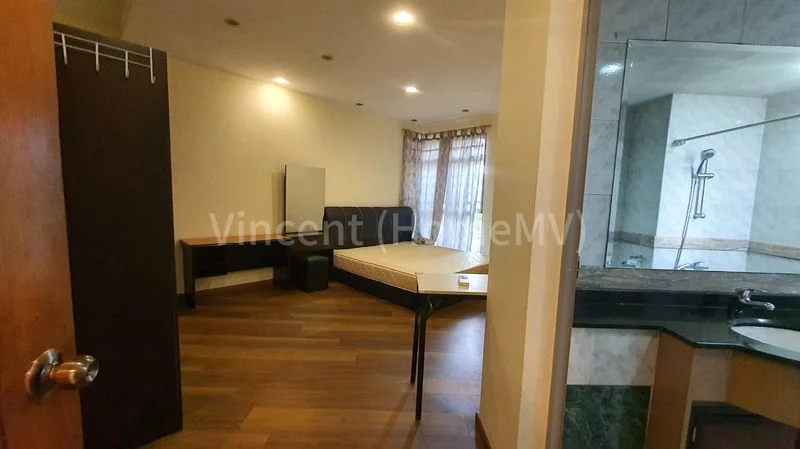 3 Bed Condo for Rent in  The Florida - Image 9